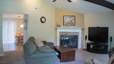 8205 Cortland Dr, Louisville, KY 40228 - photo 4