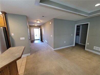 520 Neptune Dr, Raymore, MO 64083 - photo 6