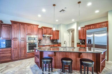 KITCHEN 2