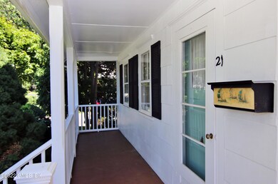 21 Brownhouse Rd, Old Greenwich, CT 06870 - photo 2