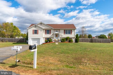 11207 Wolfe Ct, Bealeton, VA 22712 - photo 2