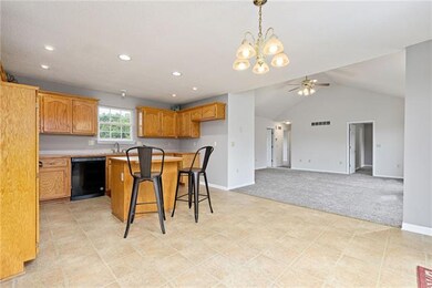 21741 S Race St, Spring Hill, KS 66083 - photo 7