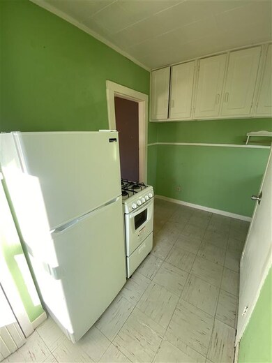 58 Temple St unit 1, Nashua, NH 03060 - photo 4