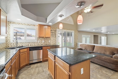 15756 W Redfield Rd, Surprise, AZ 85379 - photo 5