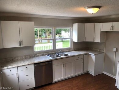 215 Emmanuel Church Rd, Asheboro, NC 27205 - photo 6