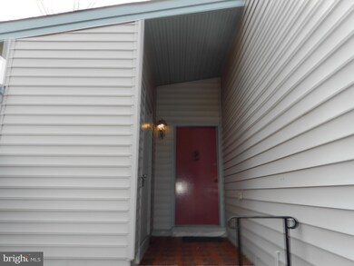 12707 Colby Dr, Woodbridge, VA 22192 - photo 3