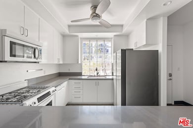 1131 N Formosa Ave unit 5, West Hollywood, CA 90046 - photo 6