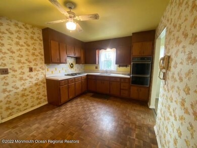 12 Shadyside Avenue