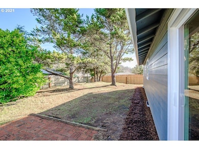 3560 SE Fleet Ave, Lincoln City, OR 97367 - photo 4