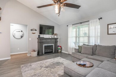 125 County Road 156, Whitesboro, TX 76273 - photo 4