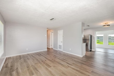 995 Barclay Dr, Cocoa, FL 32927 - photo 4