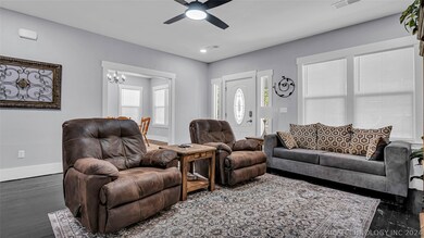 811 E St NW, Ardmore, OK 73401 - photo 7