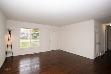 unlisted-address, Zion, IL 60099 - photo 3