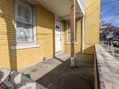 183 W Chew St, Allentown, PA 18102 - photo 2