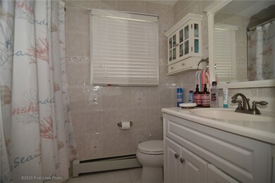 16 Consolation Ave, Pawtucket, RI 02861 - photo 5