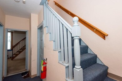 158 Park St unit 4, Beverly, MA 01915 - photo 3