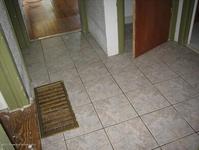 493 Vaughn St, Luzerne, PA 18709 - photo 5