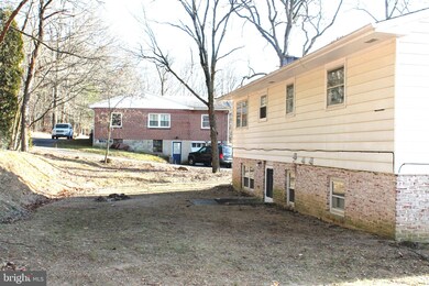 225 Gerald Ave, Orwigsburg, PA 17961 - photo 3