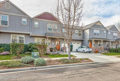2228 Dollarhide Way, Ashland, OR 97520