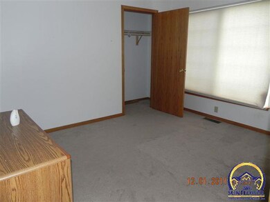 5617 SW 107th St, Wakarusa, KS 66546 - photo 4