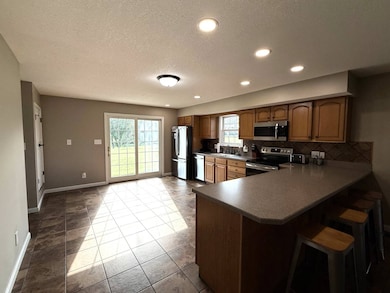 1911 N Stringtown Rd, Olney, IL 62450 - photo 6