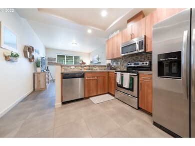 8059 NE Miriam Way, Hillsboro, OR 97006 - photo 4