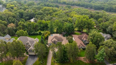 12389 Riverview Rd, Eden Prairie, MN 55347 - photo 3