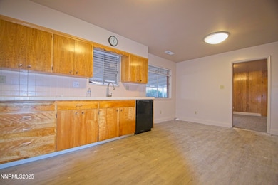 995 Roberts St, Reno, NV 89502 - photo 5