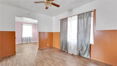 61 Crombie St, Rochester, NY 14605 - photo 4