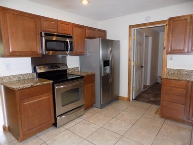 628 Corbley Rd, Rossville, GA 30741 - photo 4