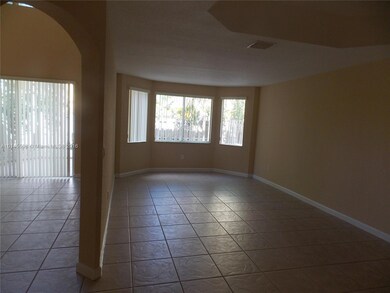 11435 NW 71st St, Doral, FL 33178 - photo 6