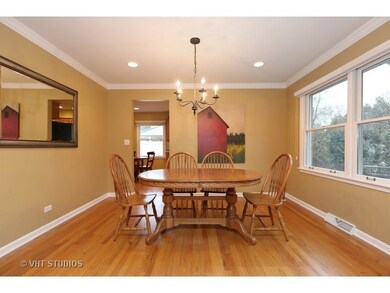 1614 Whittier Ln, Wheaton, IL 60189 - photo 7