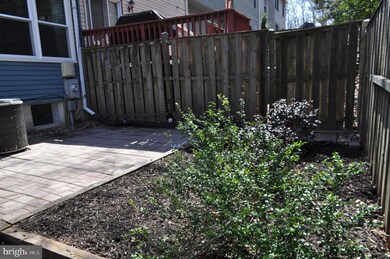 11737 Summer Oak Dr, Germantown, MD 20874 - photo 5