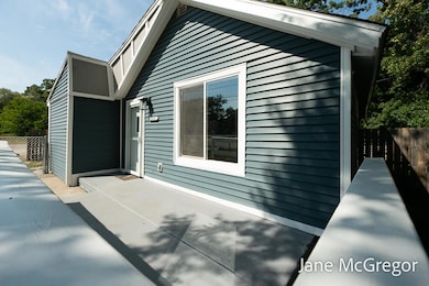 1312 E Broadway Ave, Norton Shores, MI 49444 - photo 3