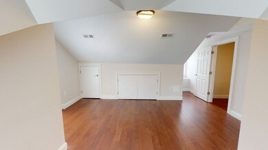 37 Walnut Place unit 3, Newtonville, MA 02460 - photo 6