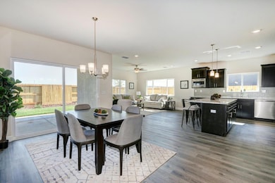 944 Norman Rd, Galt, CA 95632 - photo 5