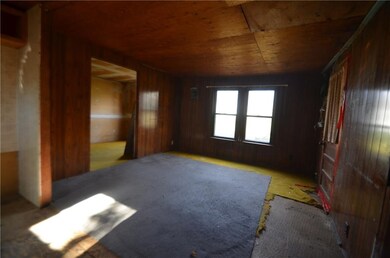 1414 Douglas Ave, Des Moines, IA 50313 - photo 3