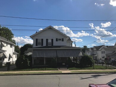 1423 Price St, Scranton, PA 18504 - photo 3