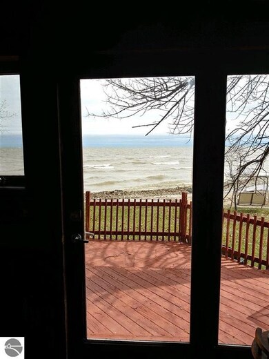 3329 S Point Augres Ln, Au Gres, MI 48703 - photo 2