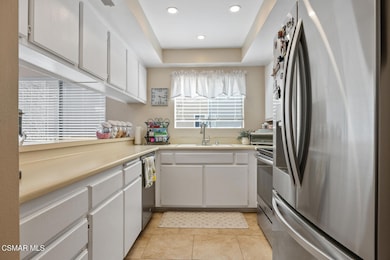 427 Arbor Ln Ct Apt 101-large-012-004-B1