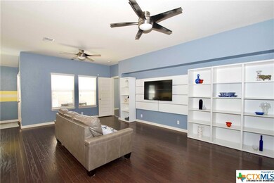 2005 Hearthstone Dr, San Marcos, TX 78666 - photo 4