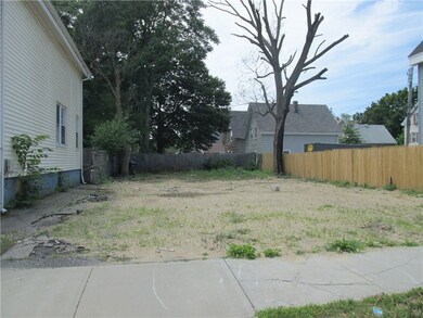 117 Laurel Hill Ave, Providence, RI 02909 - photo 2