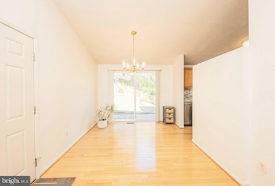 1803 E Beech Rd, Sterling, VA 20164 - photo 5