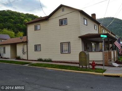 537 W Piedmont St, Keyser, WV 26726 - photo 7