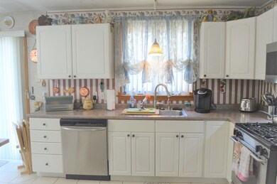 589 2nd St, Fall River, MA 02721 - photo 5