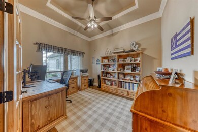 Office with tray ceiling