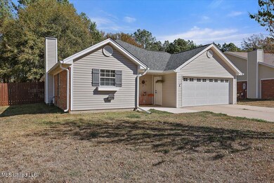 03-330 Swan Dr