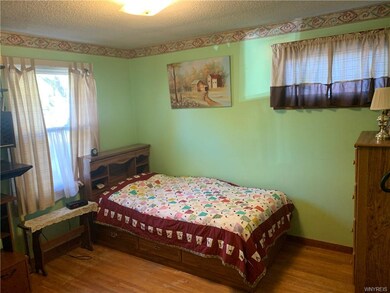 455 Esther St, North Tonawanda, NY 14120 - photo 5