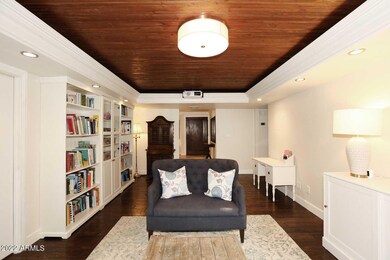 Family Room-Foyer