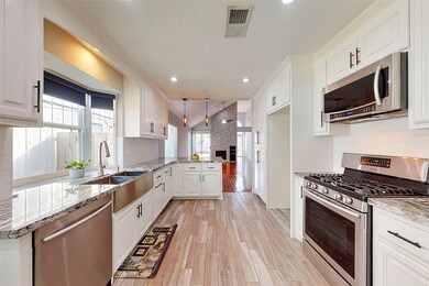 8526 Sparkling Springs Dr, Houston, TX 77095 - photo 3